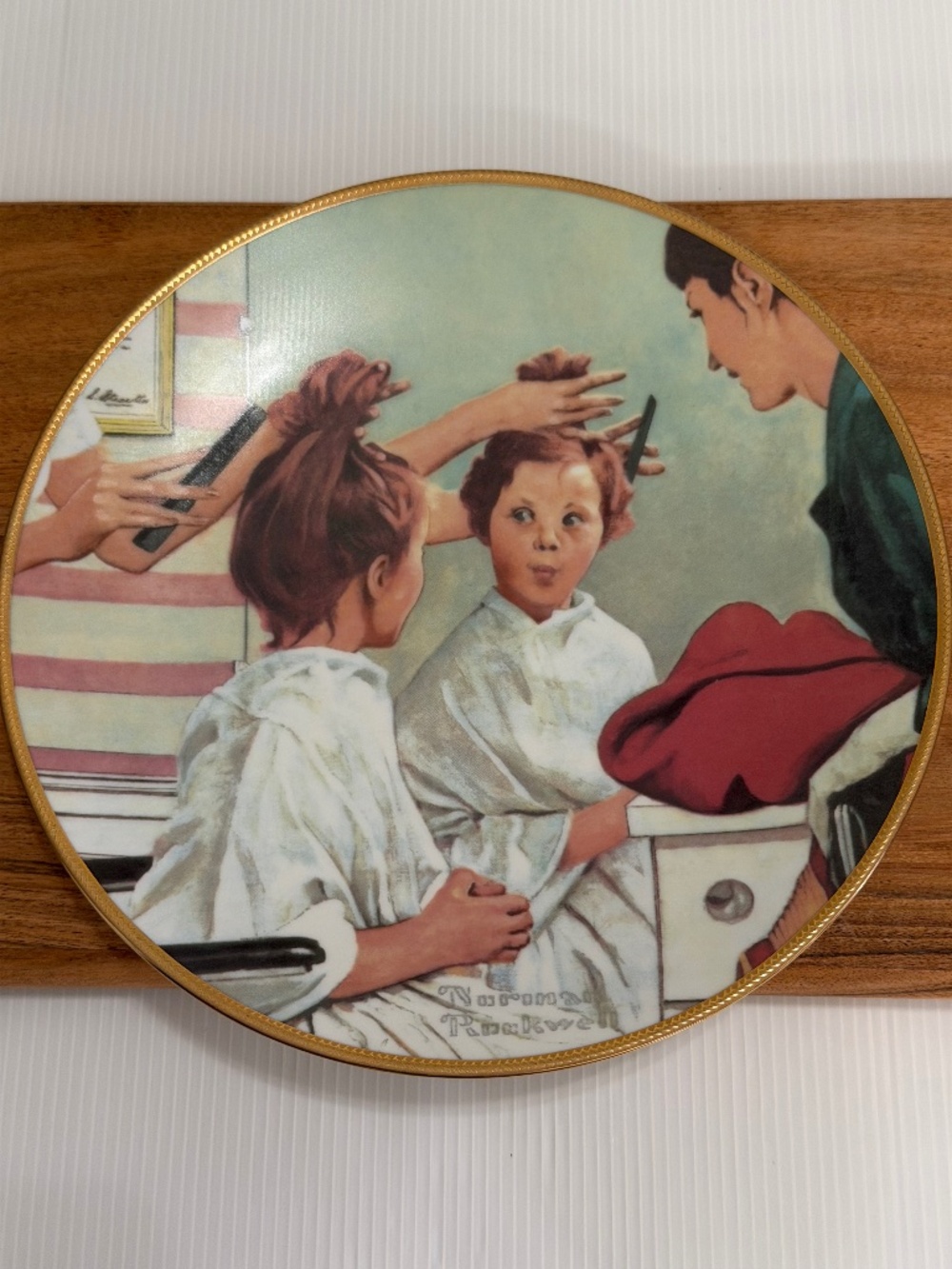 Vintage Norman Rockwell Knowles Collector Plate “A New Look”